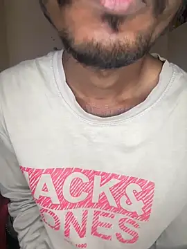 Snapshot of mahiking chatting on 11.07.25 mahiking online show from 11.07.25