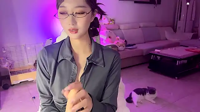 pinnnnnnk online show from 12.22.24