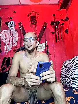 Snapshot of Charly_BC_Dirty chatting on 11.01.25 Charly BC Dirty online show from 11.01.25