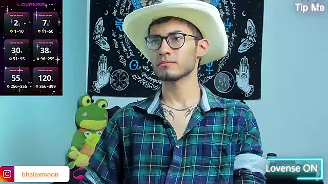 Snapshot of alexdesire chatting on 03.20.25 alexdesire online show from 03.20.25