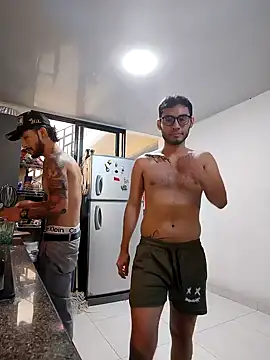 Snapshot of alexdesire chatting on 10.05.25 alexdesire online show from 10.05.25