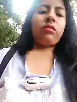 Danna-linyi online show from 12.28.24