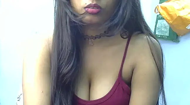 hinaa khan online show from 03.15.25