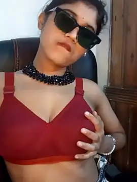 Angel Riye online show from 02.21.25