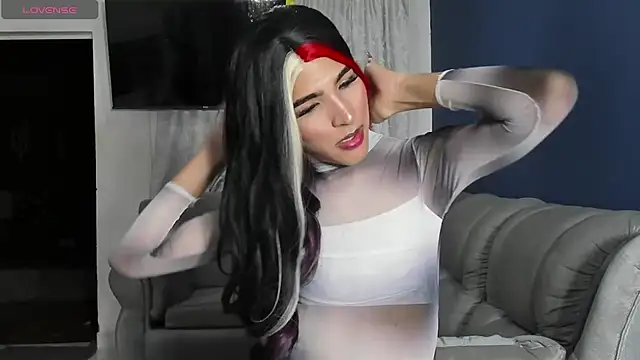  Natassia Dreams online show from 01.16.25