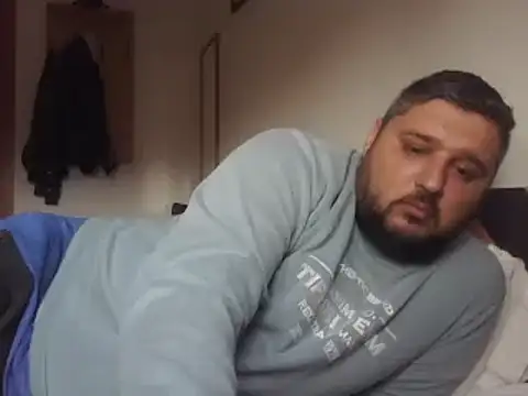  revianzip1 online show from 02.10.25