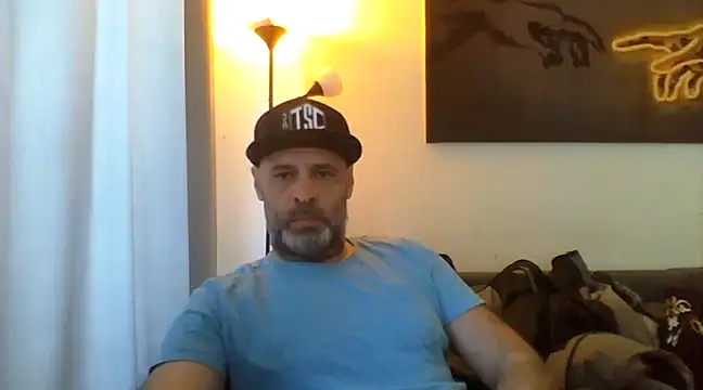 Snapshot of Avamereandmikel chatting on 02.28.25 Avamereandmikel online show from 02.28.25