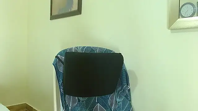 katerineleon online show from 10.26.25