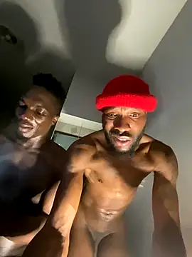 Snapshot of Shawtyblaque21 chatting on 10.10.25 Shawtyblaque21 online show from 10.10.25