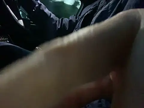 Snapshot of ItalStall chatting on 11.18.25 ItalStall online show from 11.18.25