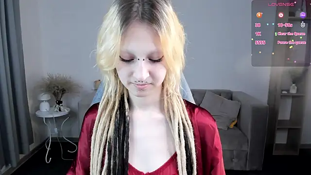 Snapshot of Lexy-Woorhez chatting on 10.01.25 Lexy-Woorhez online show from 10.01.25