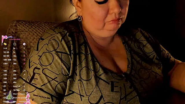 SexxyDreams1 online show from 12.24.24