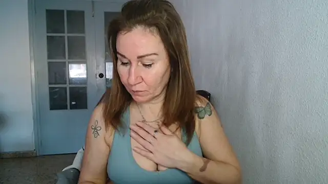 TamaraSweetxo online show from 02.04.25