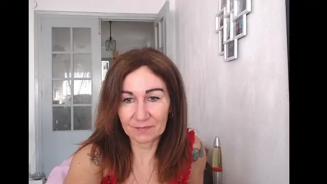 Snapshot of TamaraSweetxo chatting on 06.23.26 TamaraSweetxo online show from 06.23.26