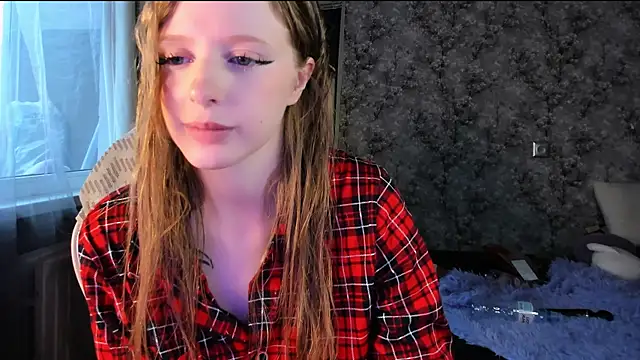 Snapshot of Inma_Lewdness chatting on 10.14.25 Inma Lewdness online show from 10.14.25