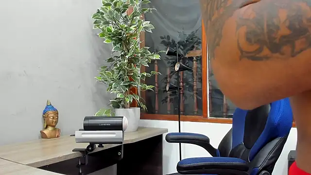 Robin Rief online show from 01.14.25