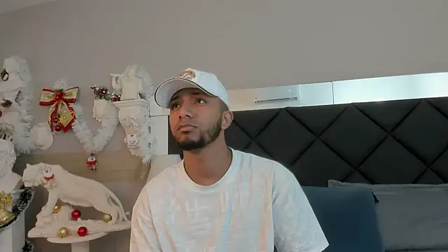 Robin Rief online show from 12.04.25