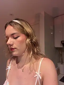 NicoleCut online show from 04.07.26