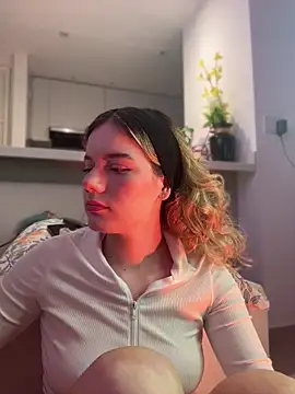 NicoleCut online show from 04.16.26