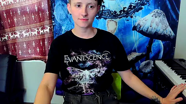  hellostormy  online show from 10.22.25