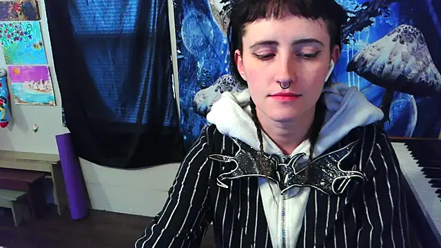  hellostormy  online show from 11.24.25