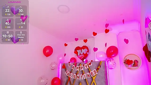 Aurora Brownn online show from 02.12.25