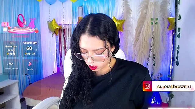 Aurora Brownn online show from 10.01.25