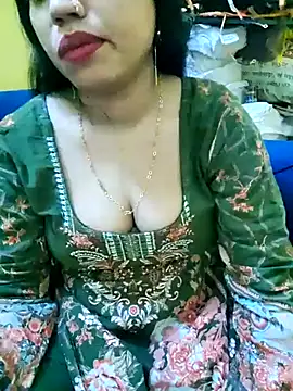 Haniya-143 online show from 10.25.25