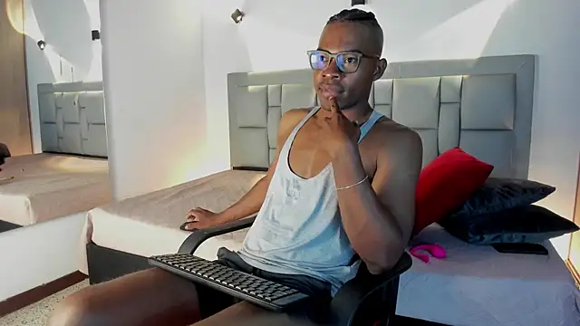 JEFFREY COTTOM online show from 01.31.25