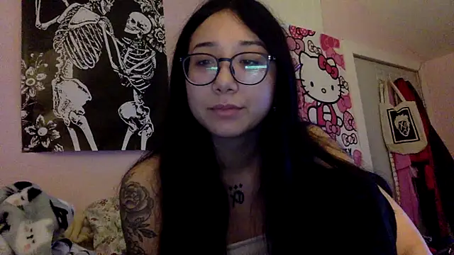 Snapshot of tokyobaby chatting on 12.14.24 tokyobaby online show from 12.14.24