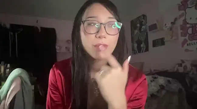 Snapshot of tokyobaby chatting on 12.23.24 tokyobaby online show from 12.23.24