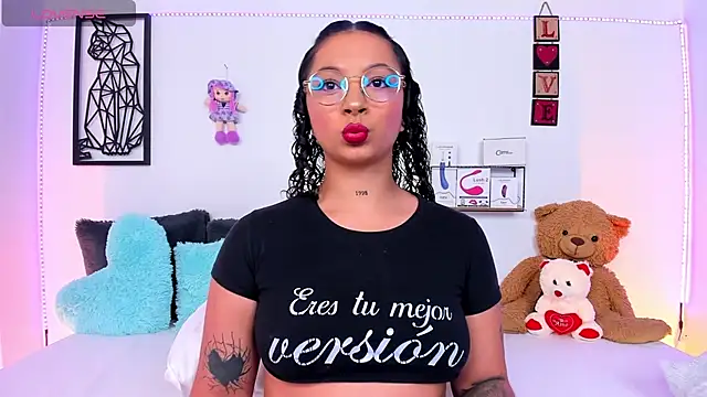 Snapshot of Mari_Sweett chatting on 01.10.25 Mari Sweett online show from 01.10.25