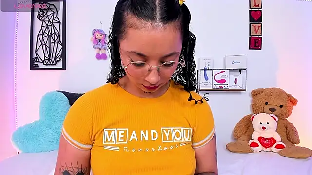 Snapshot of Mari_Sweett chatting on 01.18.25 Mari Sweett online show from 01.18.25