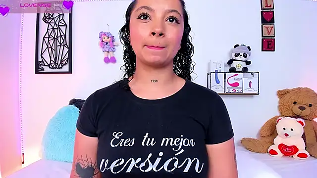 Snapshot of Mari_Sweett chatting on 03.22.25 Mari Sweett online show from 03.22.25