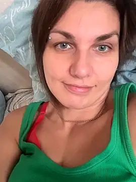 Snapshot of Magic__smile chatting on 10.17.25 Magic smile online show from 10.17.25