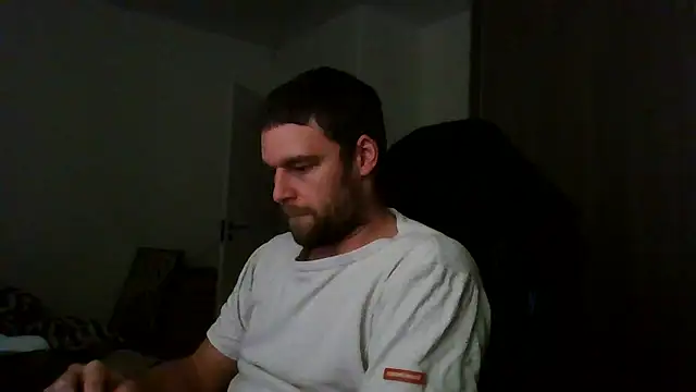 Snapshot of The_big_viking_ chatting on 12.18.24 The big viking online show from 12.18.24