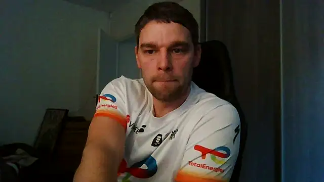 Snapshot of The_big_viking_ chatting on 12.25.24 The big viking online show from 12.25.24