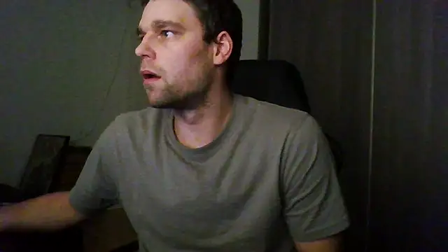 Snapshot of The_big_viking_ chatting on 12.26.24 The big viking online show from 12.26.24