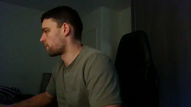 Snapshot of The_big_viking_ chatting on 01.25.25 The big viking online show from 01.25.25