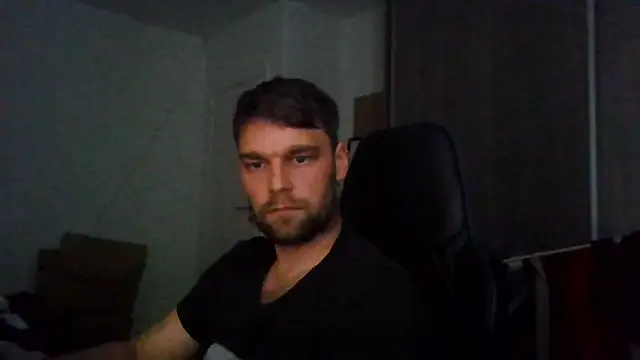 Snapshot of The_big_viking_ chatting on 09.10.25 The big viking online show from 09.10.25