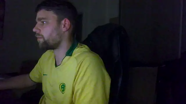 Snapshot of The_big_viking_ chatting on 10.21.25 The big viking online show from 10.21.25