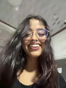 Snapshot of Ariana_Pierce chatting on 01.14.25 Ariana Pierce online show from 01.14.25