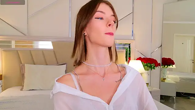 MeganMour online show from 10.20.25