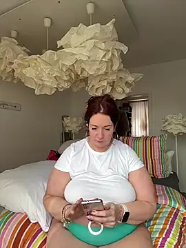 Engel mia online show from 02.22.26