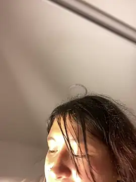 mariana 21x online show from 03.06.25