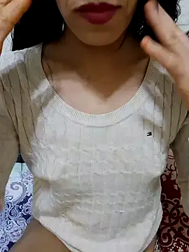 Snapshot of Linda-53 chatting on 03.07.25 Linda-53 online show from 03.07.25