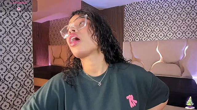 penelope tay1 online show from 12.23.25