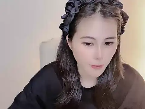 Snapshot of Serein_ chatting on 04.03.26 Serein online show from 04.03.26