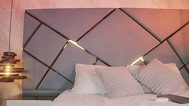 giorgia 13 online show from 10.23.25