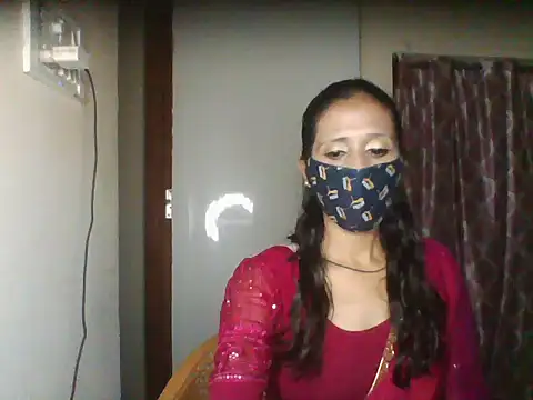 Snapshot of diyayourdil chatting on 10.05.25 diyayourdil online show from 10.05.25